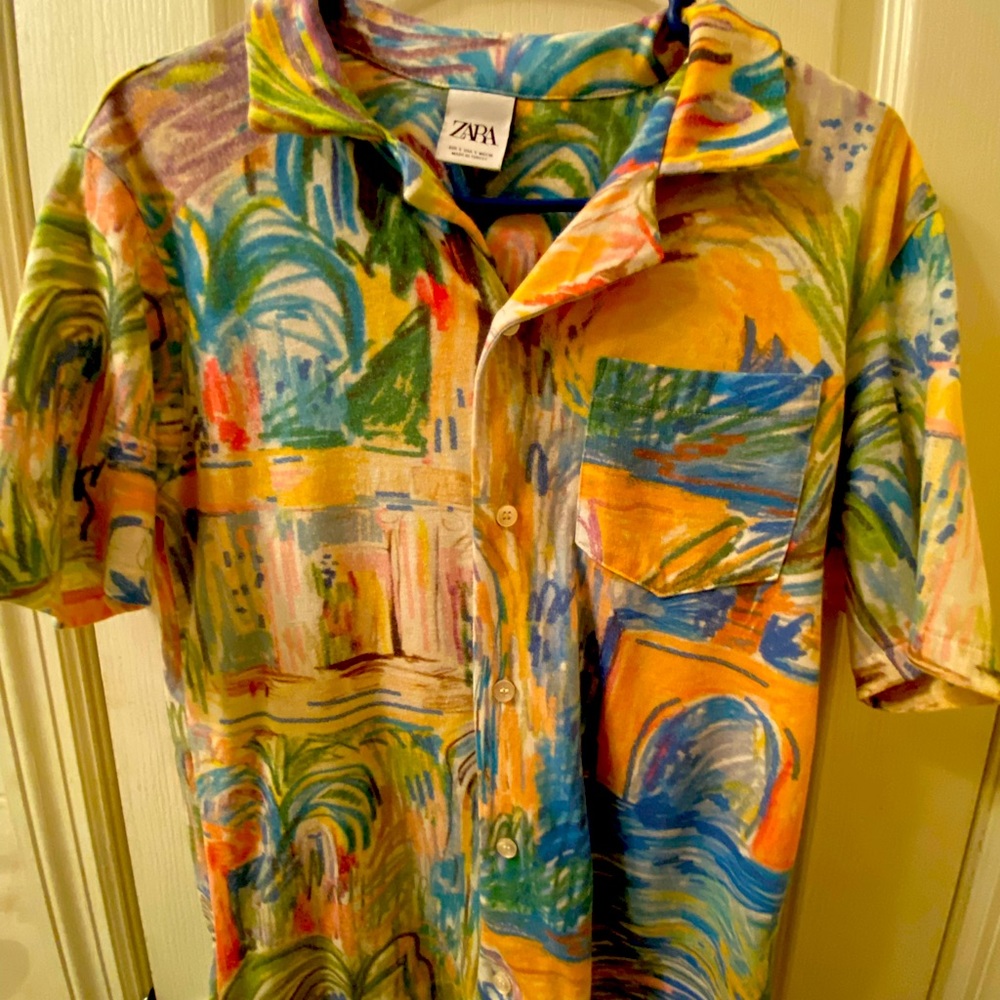 Zara Button down shirt sz S